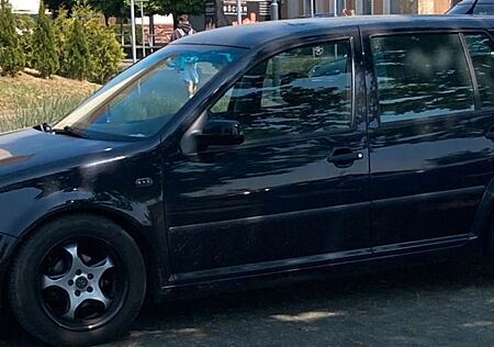 VW Golf Volkswagen 1.6 16V