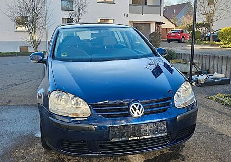 VW Golf Volkswagen 1.6 Benziner