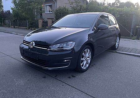 VW Golf Volkswagen 1.4 TSI BMT DSG HIGHLINE/PDC/BI-XEN/SHZ/17"
