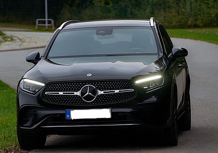 Mercedes-Benz GLC-Klasse gebraucht kaufen Mercedes-Benz GLC-Klasse GLC 200 AMG Line | Automatik | Panorama IGarant.
