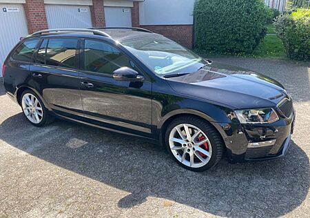 Skoda Octavia 2.0 TDI DSG RS Combi KeyLessGo /Lane