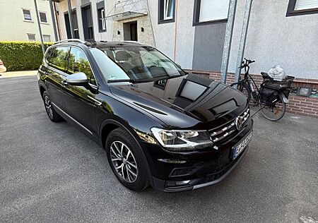 VW Tiguan Allspace Volkswagen 2.0 TDI SCR DSG IQ.DRIVE IQ....