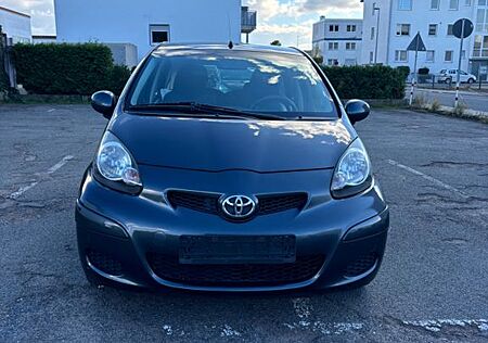 Toyota Aygo (X) Aygo 1.0 Tüv 05/2026 mit Klima