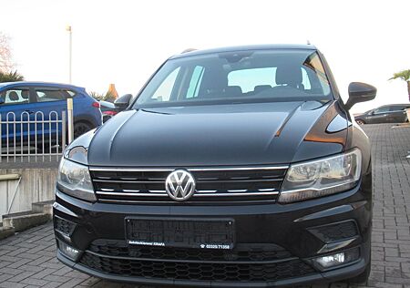 VW Tiguan Volkswagen Comfortline BMT/Start-Stopp-Navi-KAM-SH