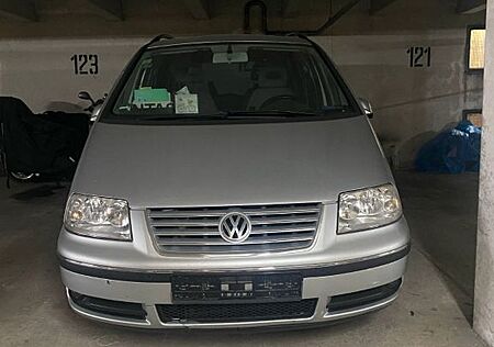VW Sharan Volkswagen 1.8L Comfortline mit TÜV