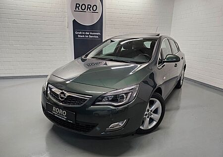 Opel Astra J 1.6 Lim. Sport + TMP/Xenon/8.Reifen/SH