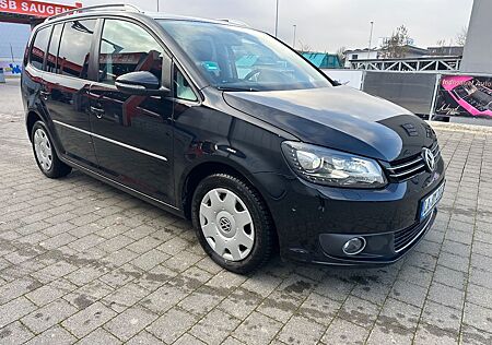 VW Touran Volkswagen 2.0 TDI 130kW DSG Highline Highline