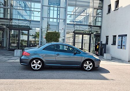 Peugeot 307 CC Cabrio-Coupe Platinum
