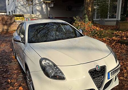 Alfa Romeo Giulietta Quadrifoglio Verde