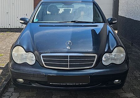 Mercedes-Benz C 200 CDI *CarPlay* *Tempomat* *Schiebedach*