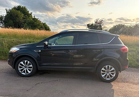 Ford Kuga 2,0 TDCi 2x4 103kW Titanium Titanium