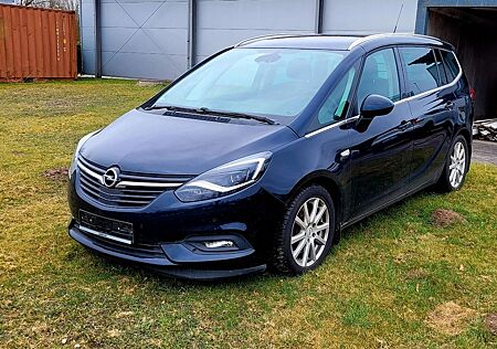 Opel Zafira C Innovation Start/Stop SHZ LED AFL