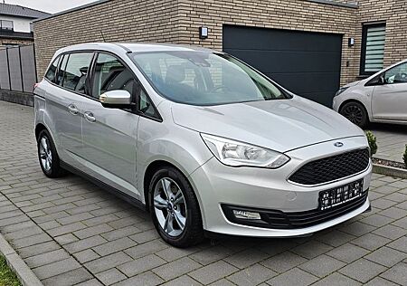 Ford Grand C-Max 1.0 EcoBoost / 125 PS / Cool&Connect