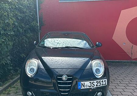 Alfa Romeo MiTo 1.4 - NEUE Bremsscheiben, Federung, ...