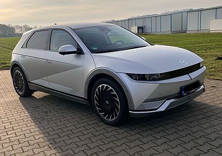 Hyundai IONIQ 5 Uniq 225kw, 72,6 kw/h 01/2022