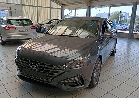 Hyundai i30 1.0 T-GDI Pure 48v-Hybdrid Trend GJR LED