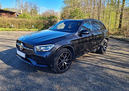Mercedes-Benz GLC 400 d 4M Pano Burm Hud Ahk Distro plus 20Z