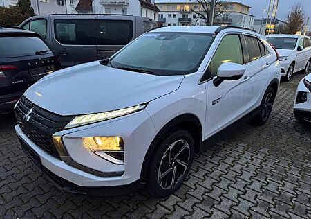Mitsubishi Eclipse Cross Basis Hybrid 4WD
