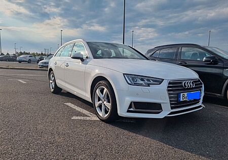 Audi A4 40 g-tron S tronic Avant - Matrix LED