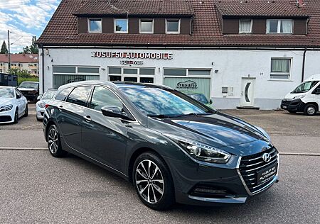 Hyundai i40 cw 1.7 CRDi blue Style Automatik Navi/Xenon/