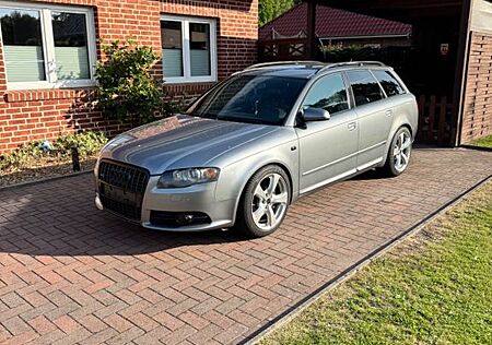 Audi A4 3.0 TDI (DPF) quattro Avant -