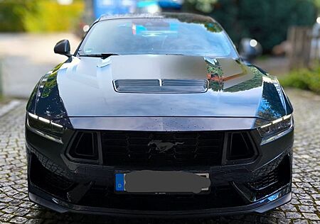 Ford Mustang Dark Horse m. Dark Horse Paket,Schalter!