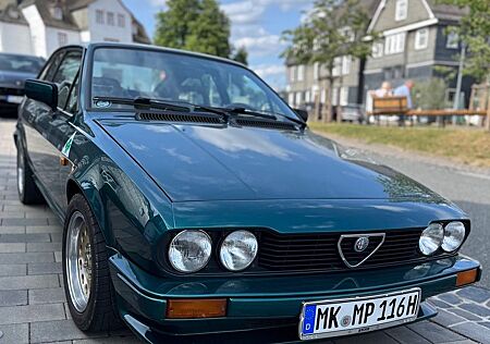 Alfa Romeo Alfetta GTV seit 40 Jahren ein Besitzer