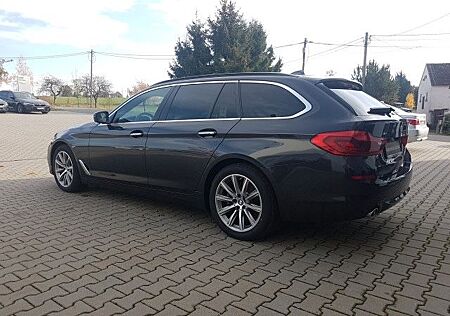 BMW 530d xDrive Touring memory Sitze,Headup,Keyless
