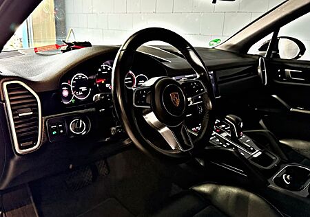 Porsche Cayenne 3.0 V6 Tiptronic -19% MwSt.