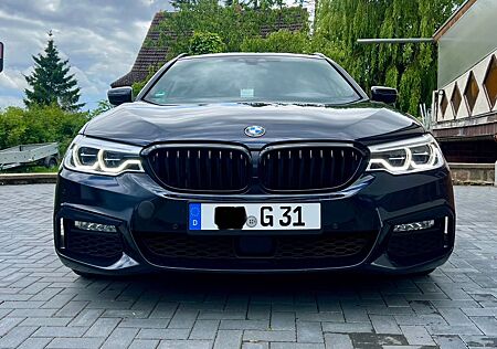 BMW 530d Touring A M Paket! Kein XDrive!