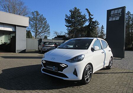 Hyundai i10 1.2 PRIME+8"-NAVI RFK TEMP S.KEY WINTERP. 16