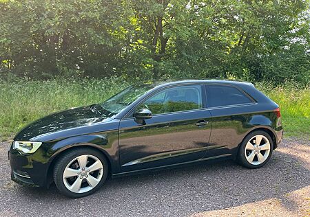 Audi A3 1.4 TFSI cod ultra Ambition Ambition