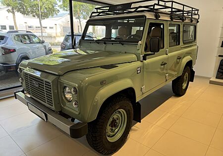 Land Rover Defender 110 Td4 Station Wagon Heritage 7-Sitzer