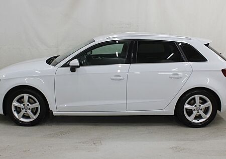 Audi A3 1.4 TFSI S tronic Ambiente Sportback Ambiente