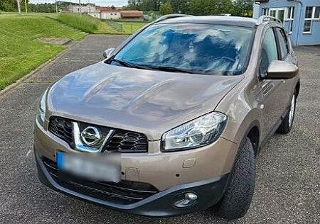 Nissan Qashqai 2.0 dCi DPF ALL-MODE 4x4 Tekna Autom...