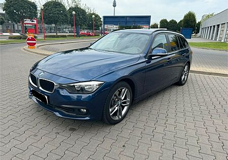 BMW 325d Touring Advantage Advantage