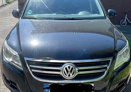 VW Tiguan Volkswagen 2.0 TDI BlueMotion Technology Team Te...