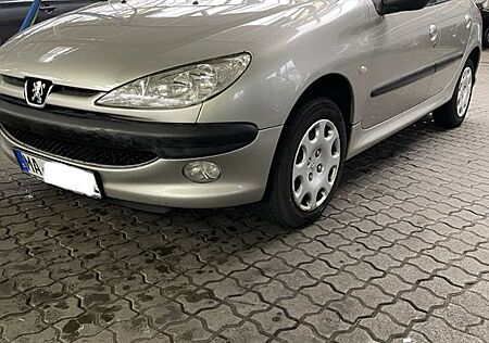 Peugeot 206 Style 90 Style TÜV NEU!