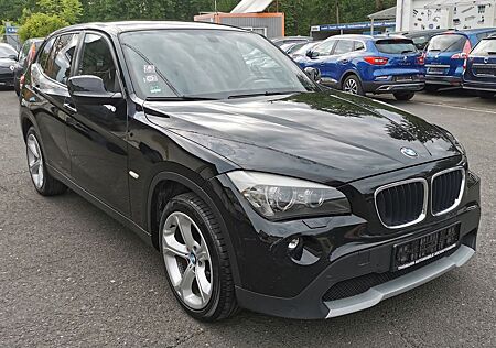 BMW X1 Baureihe 18 d sDrive Bi-Xenon Leder Navi !