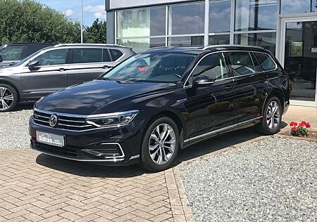 VW Passat Variant Volkswagen Passat 1.4 TSI GTE Pano 360° VC AHK IQ ACC Mem