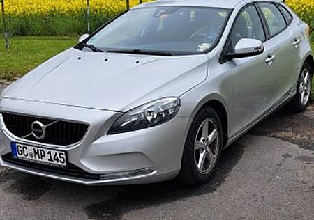 Volvo V40 D2 Geartronic Kinetic Kinetic