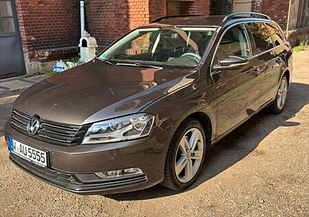 VW Passat Volkswagen 2.0 TDI 125kW Exclusive BlueMotion Te...
