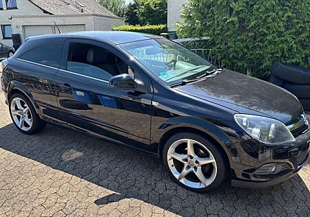 Opel Astra GTC 1.8 Selection TÜV Neu 06/2027