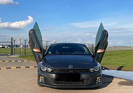 VW Scirocco Volkswagen 2.0 TSI DSG -Sonderlack KW-Fahrwerk