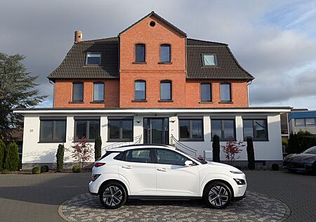 Hyundai Kona Select ACC CAM SHZ DAB AHK VC Werksgarantie