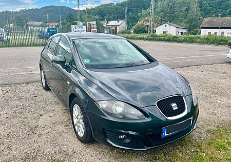 Seat Leon 1.4 TSI / Service NEU / TÜV 01/27