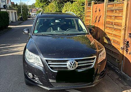 VW Tiguan Volkswagen 2.0 TDI 4MOTION Sport & Style Sport &...