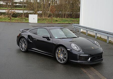 Porsche 991 Turbo S Coupé Turbo S / 580ps / 8 Fach berei