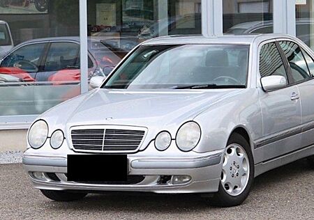 Mercedes-Benz E 240 ELEGANCE Elegance