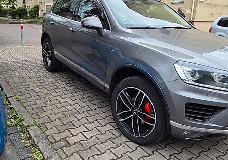 VW Touareg Volkswagen 3.0 V6 TDI SCR Tiptr. Terrain Tech -